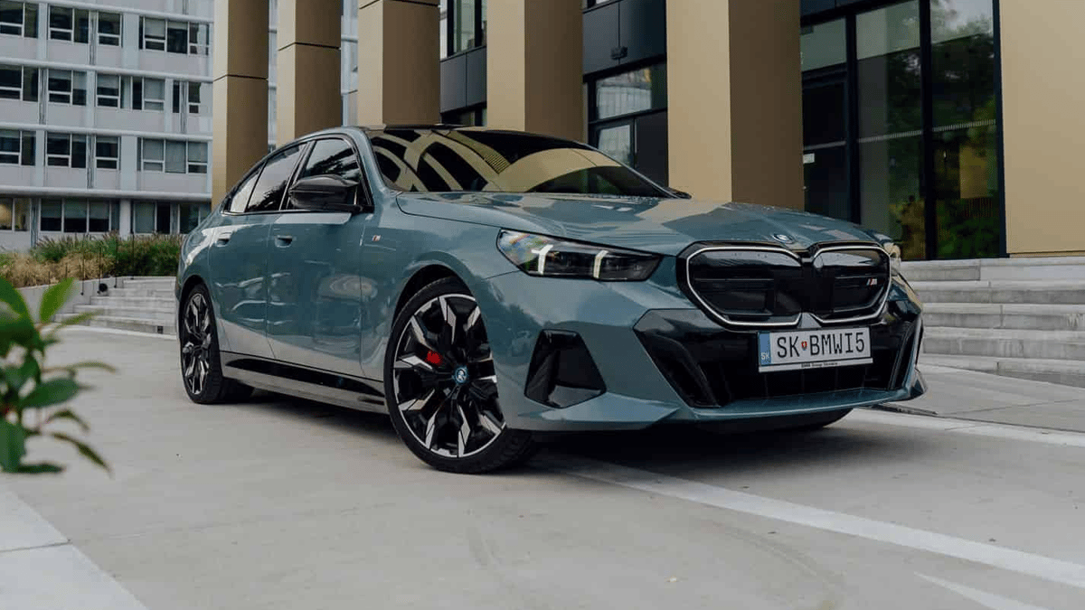 bmw i5